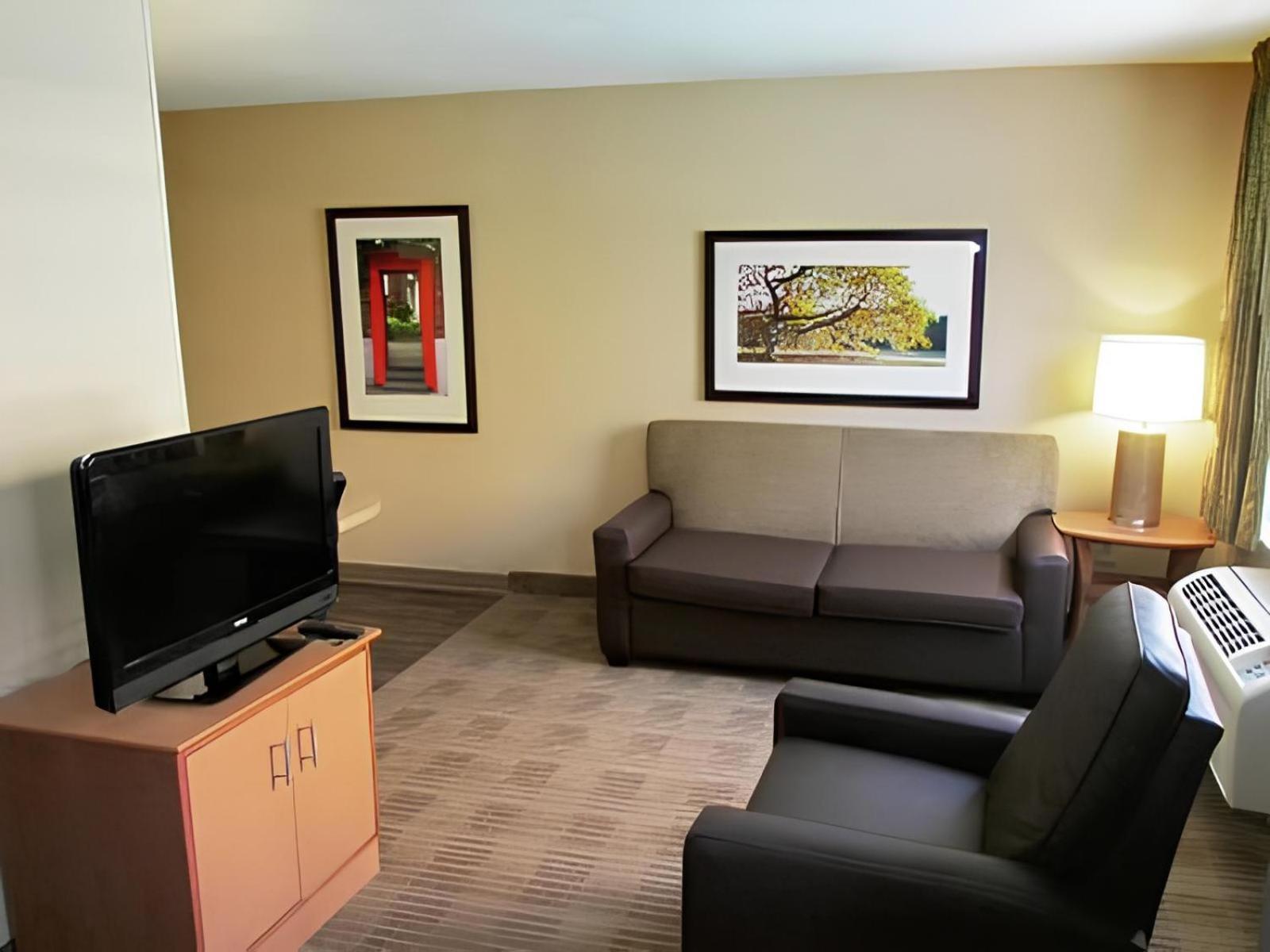 Lonestar Suites Уэбстер Экстерьер фото