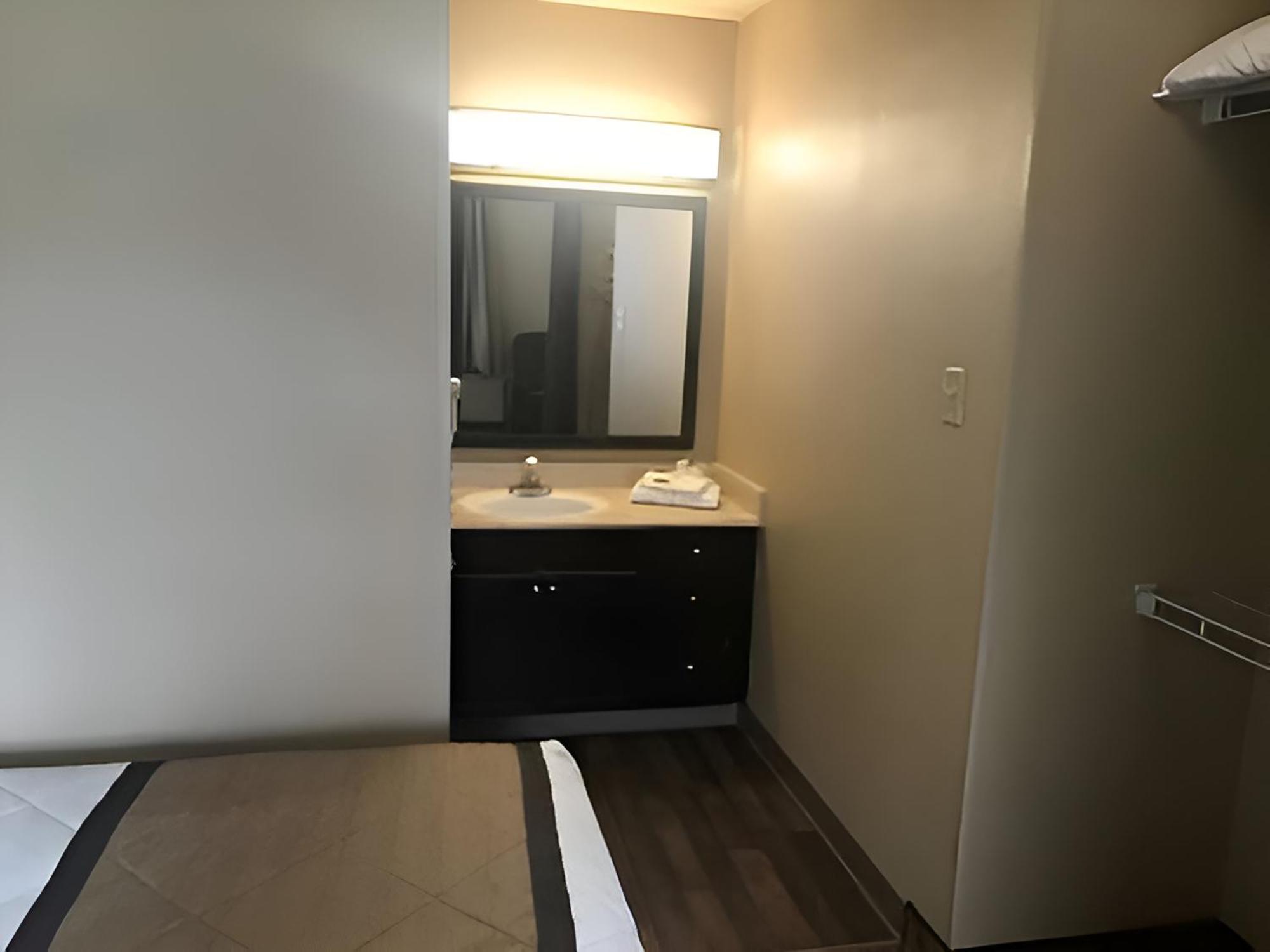 Lonestar Suites Уэбстер Экстерьер фото